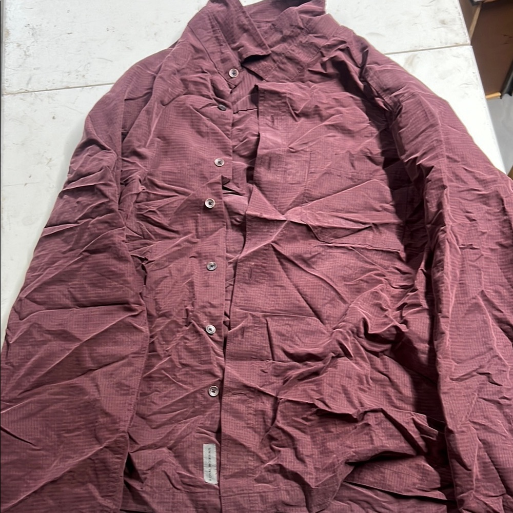 Royal Robbins Men's Casual Button Down Shirt - Burgundy